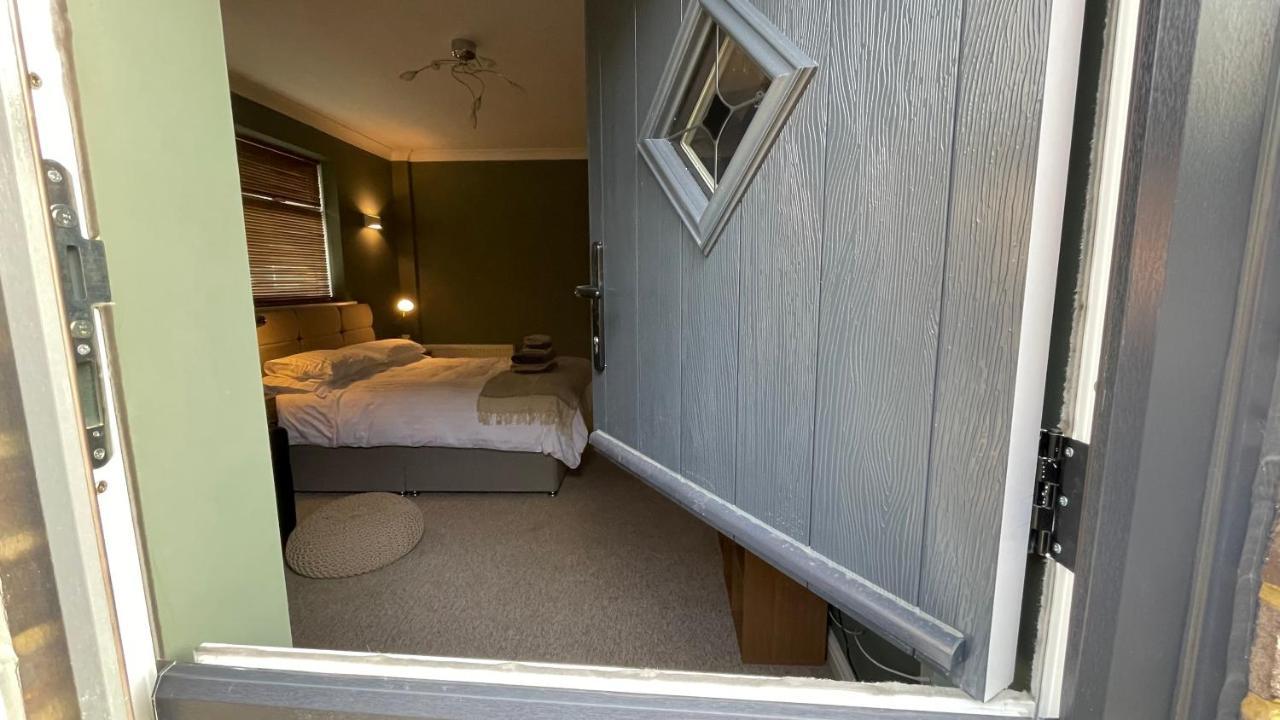 Fab Stay Uk - Coastal And Country Retreat With Free Secure Off Road Parking Minutes From Both Dover And Deal 外观 照片